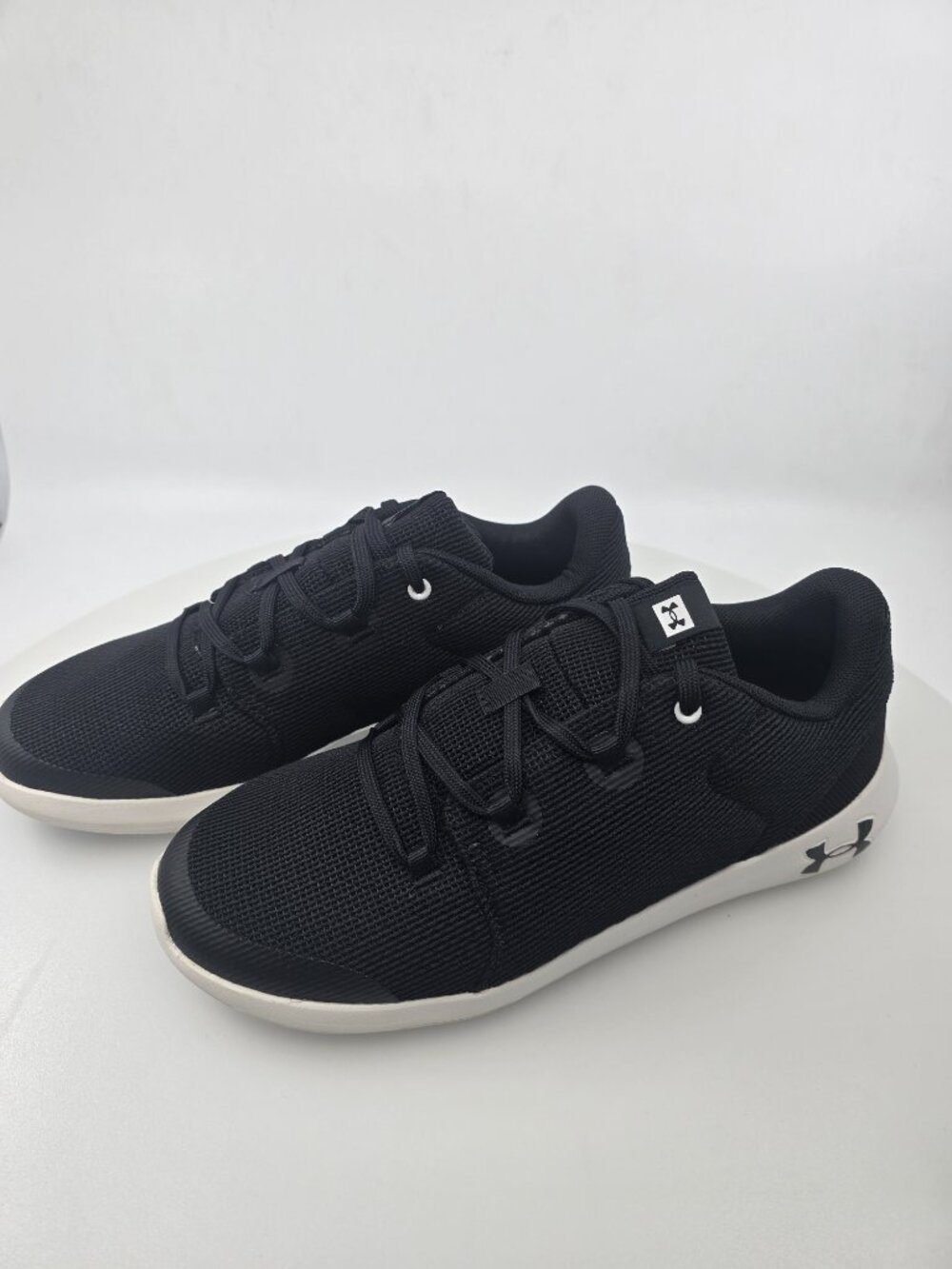UNDER ARMOUR GS RIPPLE 2.0 / BLACK / SIZE 7Y